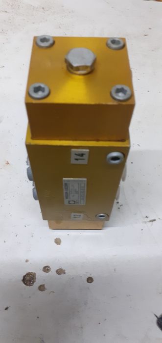 Zawór pneumatyczne łucznik 611-G3/8-52-16.0-B