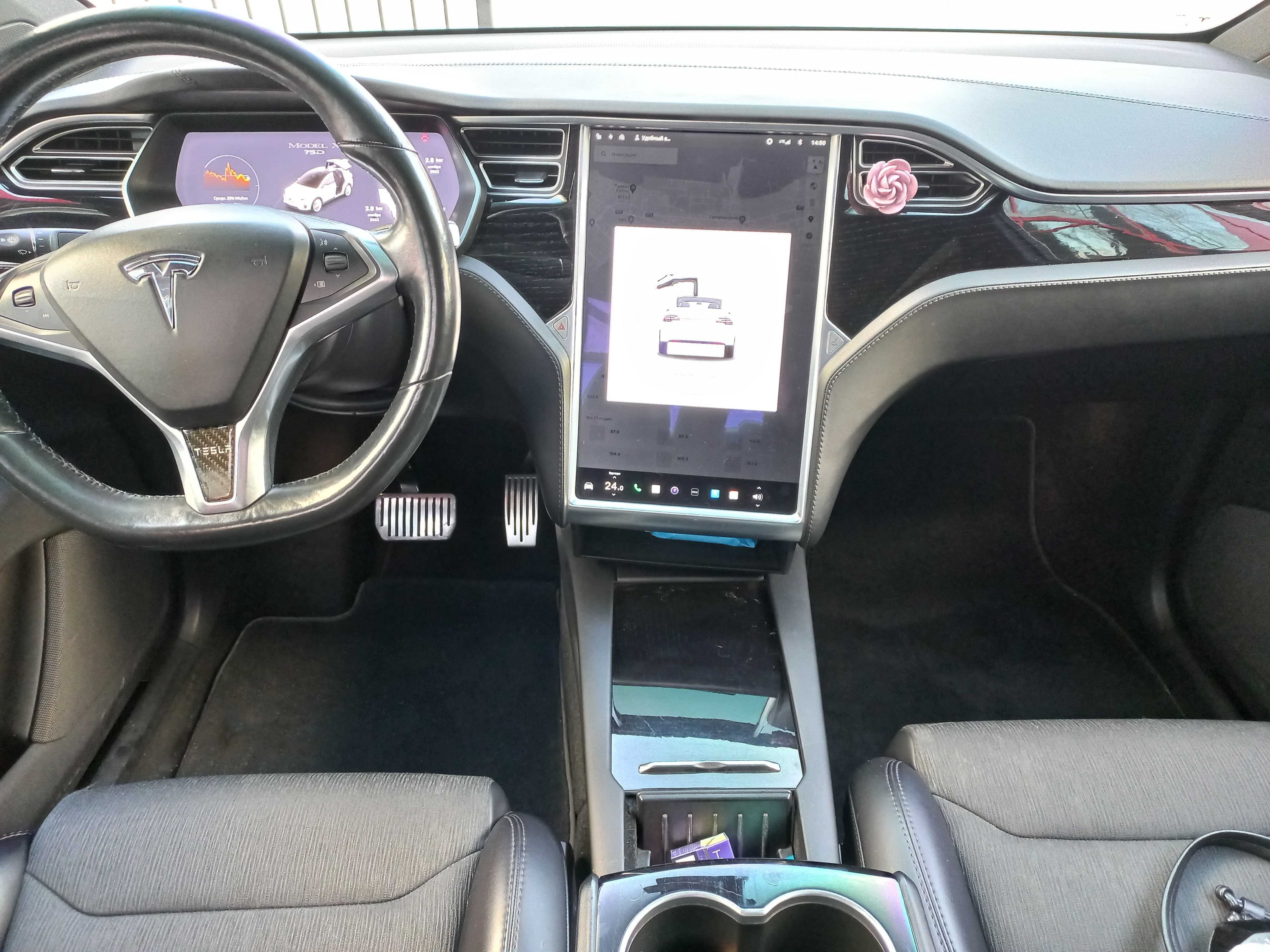 Tesla Model X 2018 75D 75 kWh Dual Motor (333 к.с.) AWD • Base