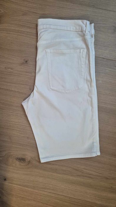 Męskie białe szorty na lato