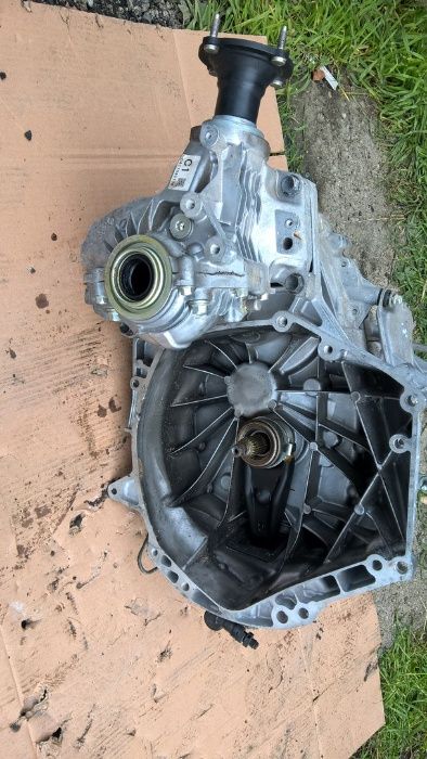 Mazda CX3 4X4 1,5 D skrzynia biegów manualna kpl z reduktorem