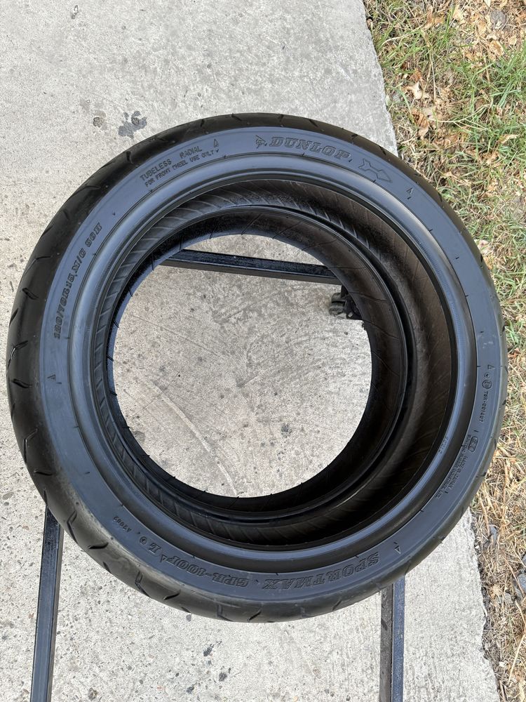 Мотошини 120/70R15 Michelin, Dunlop