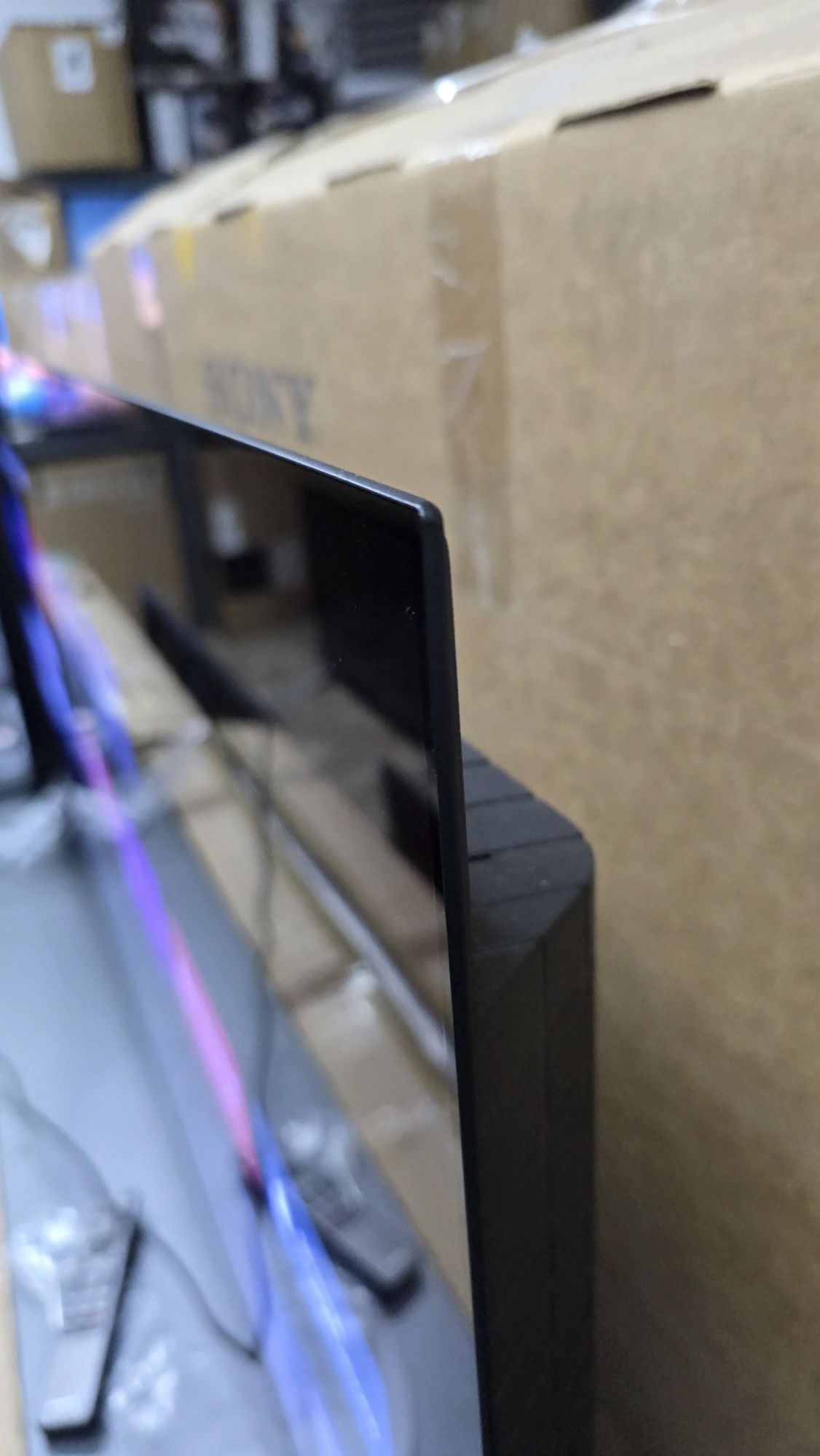 OLED телевізор SONY 42A90K