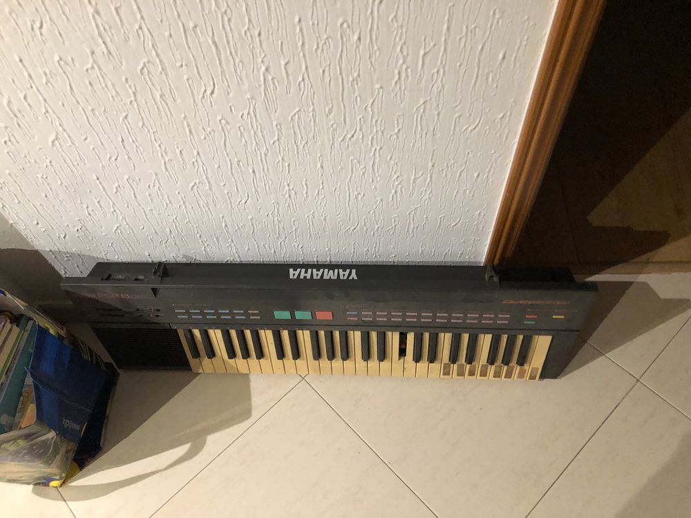 Piano orgão yamaha