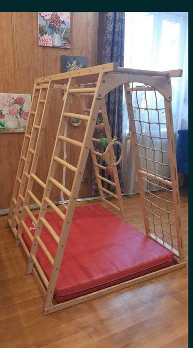 Дитячий спортивний комплекс.Спортивний дитячій куток, спортивна горка