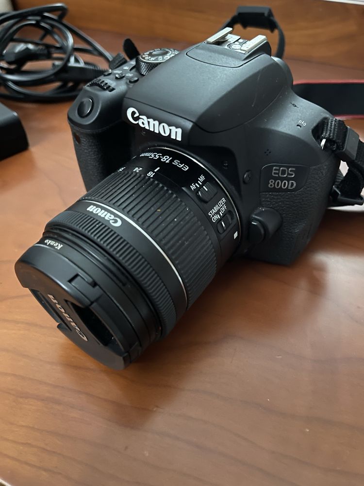 Canon 800D + objetiva 18-55 mm