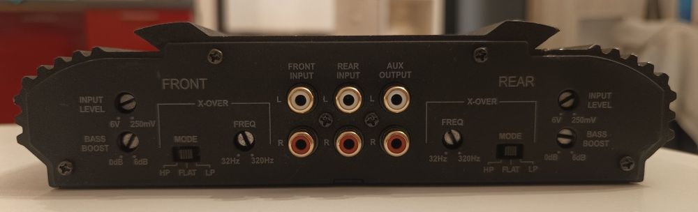 Wzmacniacz samochodowy JBL CS Series