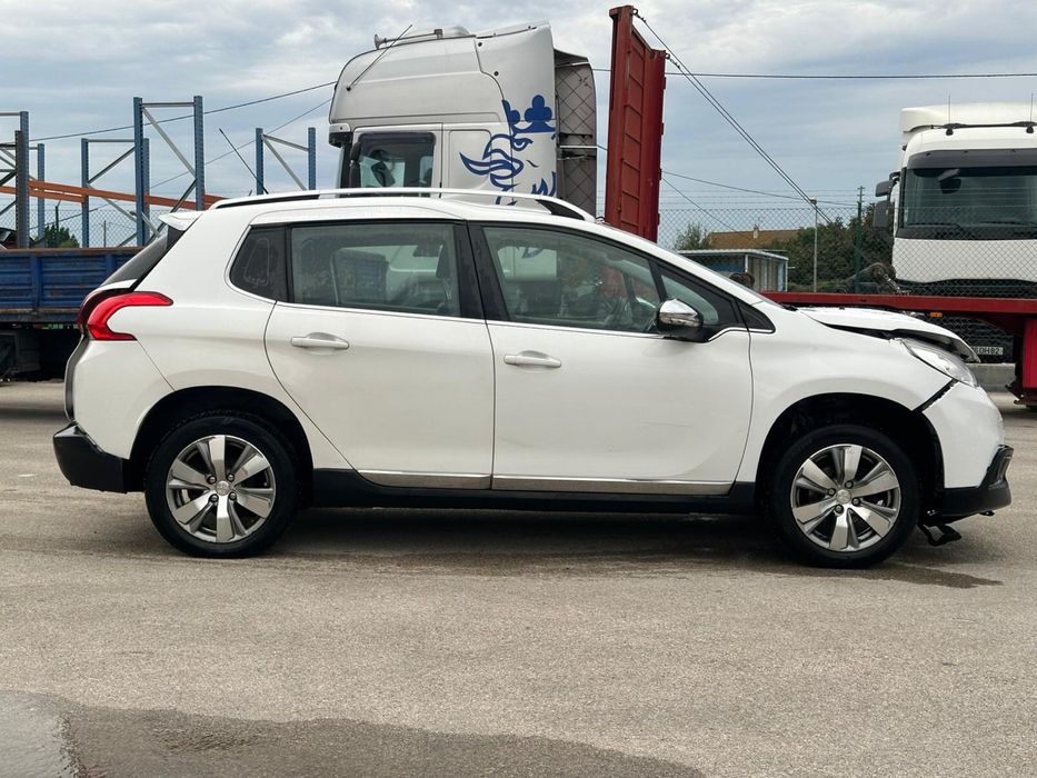 Peugeot 2008 1.2 Vti 2013