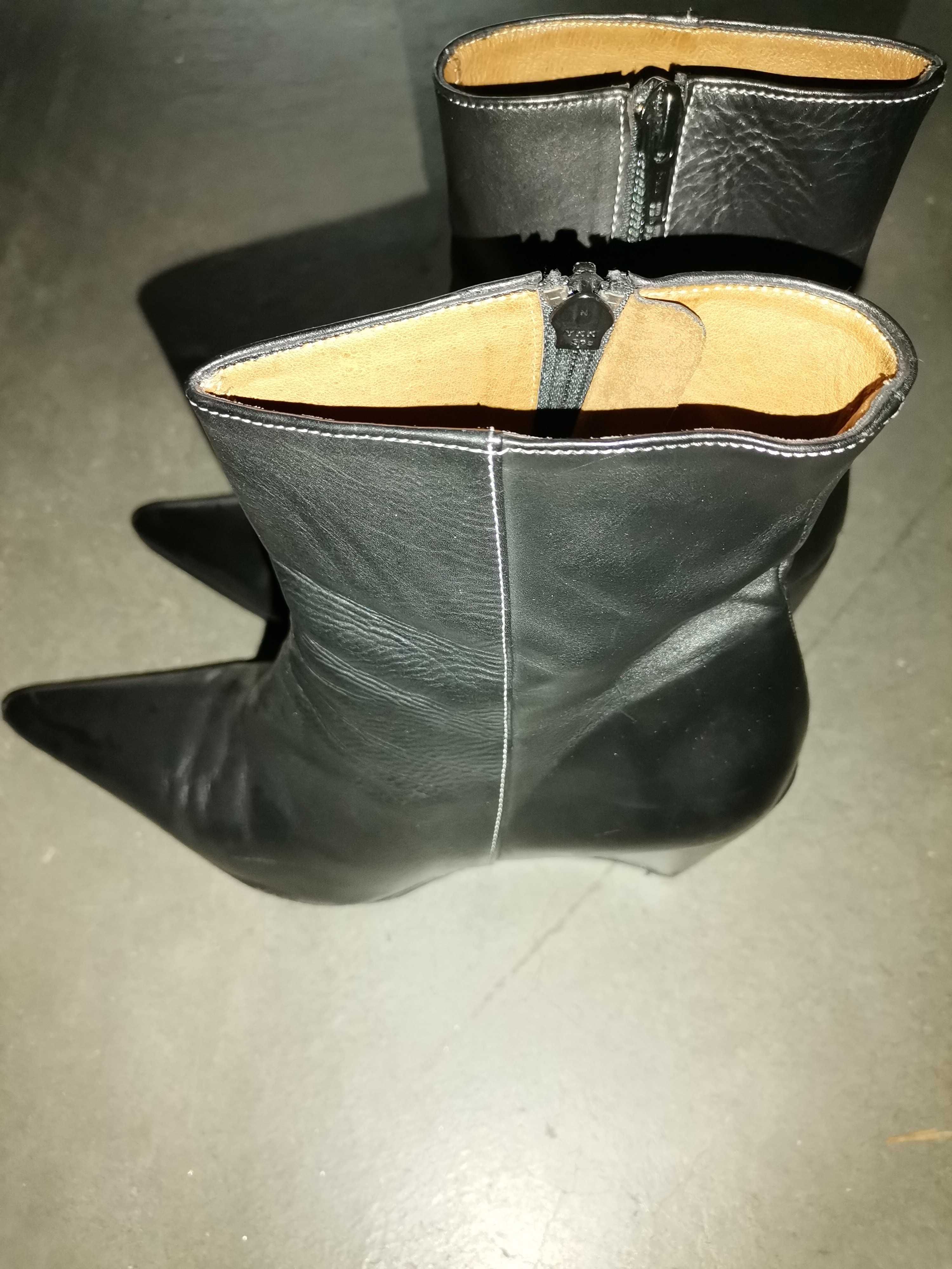 Botins cano curto