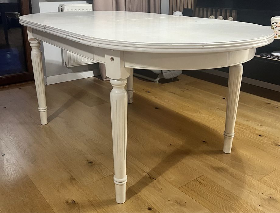 Stół owalny Fameg drewniany biały ozdobny
