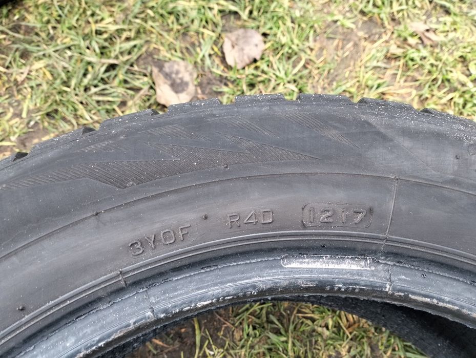 Sprzedam opony zimowe r16 205/55