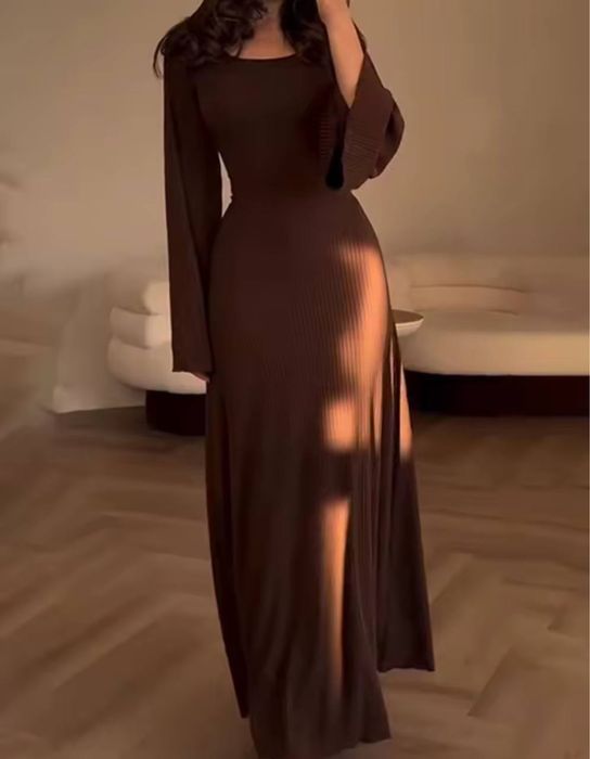 шикарна коричнева сукня