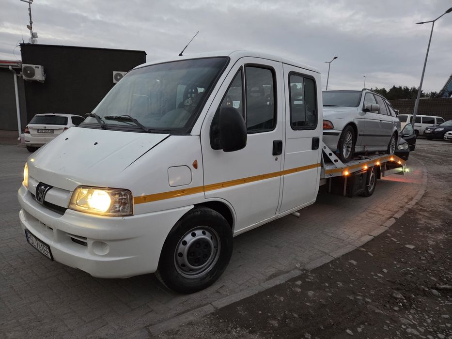 Transport Laweta 3.5 T samochody, maszyny rolnicze