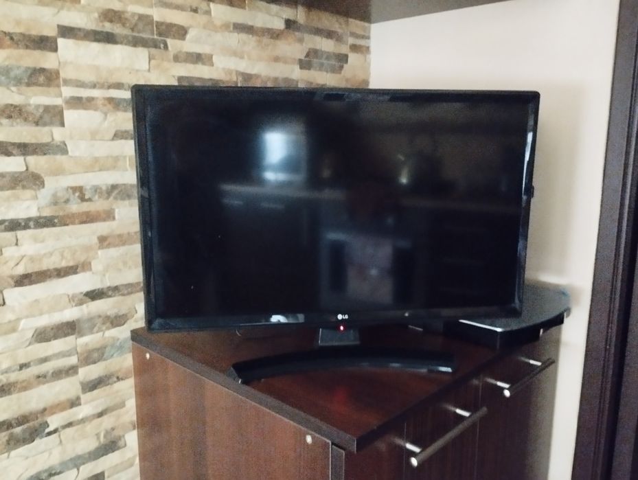 Телевізор LG 24MT49S. Smart. 24"