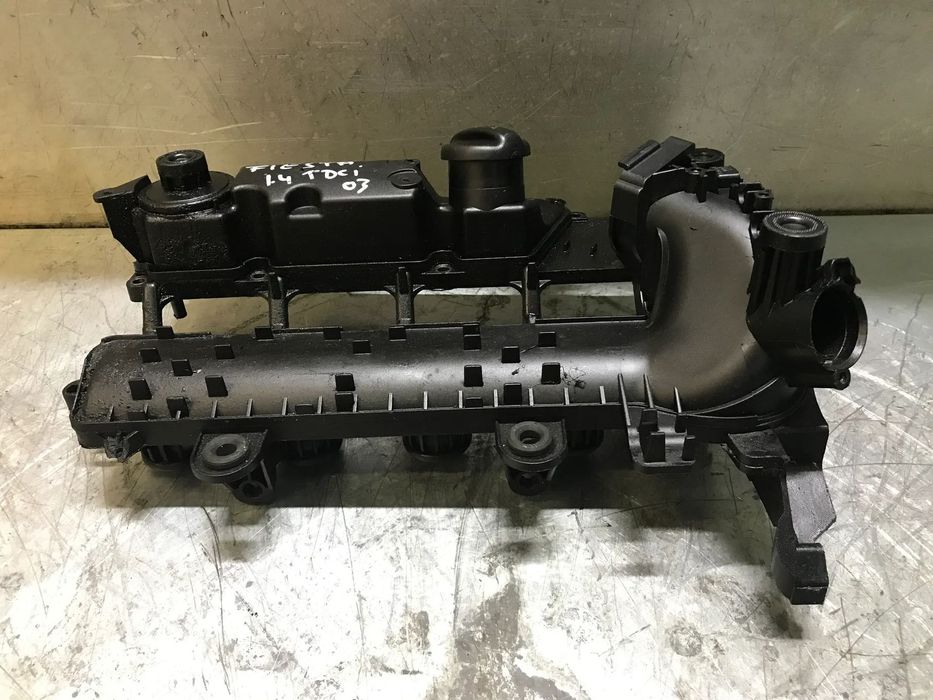 TAMPA DAS VALVULAS / COLECTOR DE ADMISSÃO PEUGEOT / CITROEN / FORD 1.4HDI 1.4TDCI