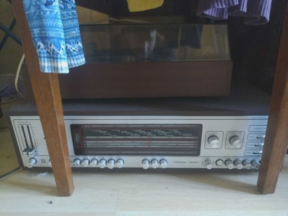 Програвач радіотехніка melodija stereo (Радиотехника мелодия-стерео)
