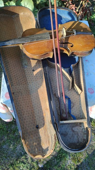 Na sprzedaż skrzypce drewniane