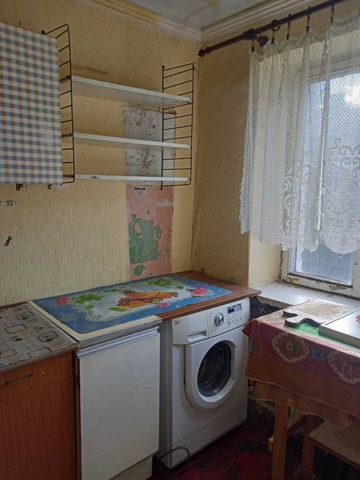 H S2 Продам гостинку метро Армейская