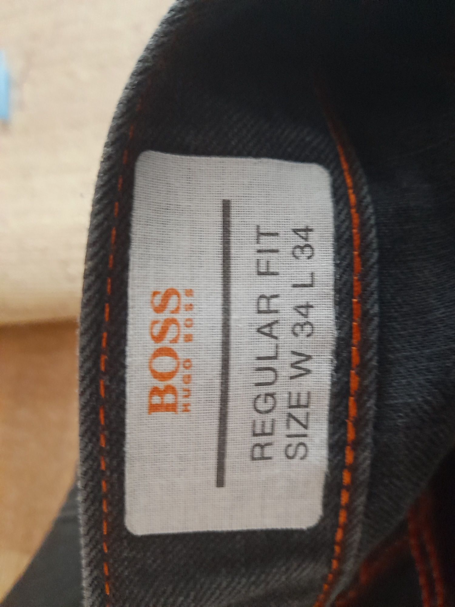 Hugo Boss spodnie jeansowe rozmiar W34L34