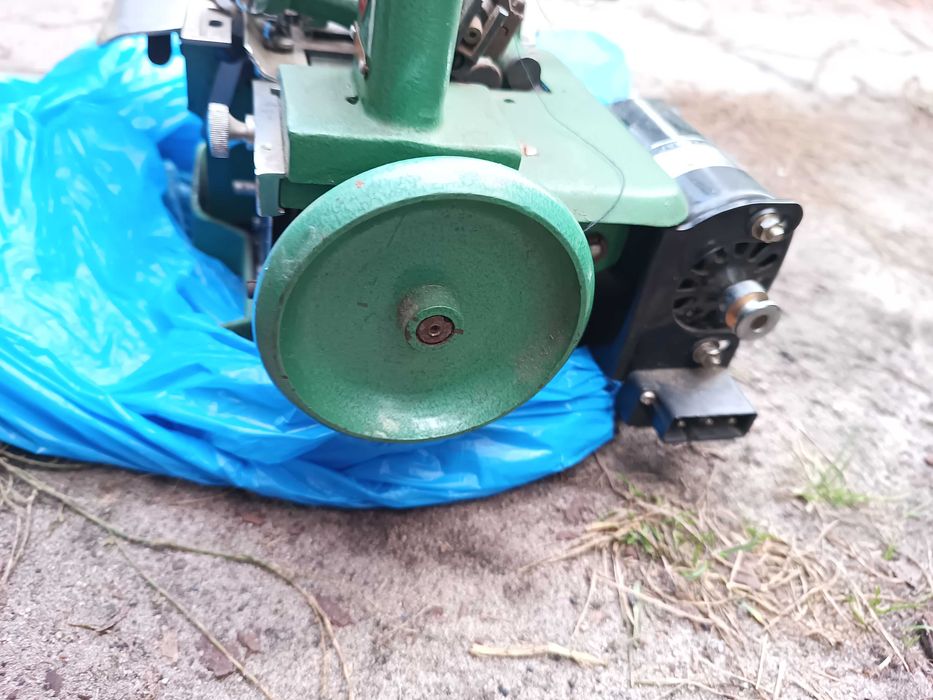 Maszyna do szycia stary OVERLOCK