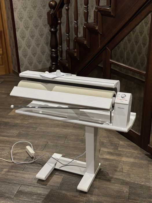 прасувальний каток Miele B995D – професійна якість прасування