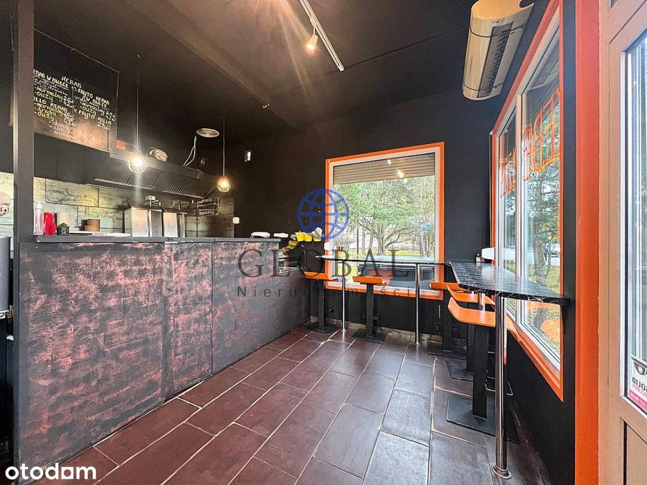 Pawilon gastronomiczny/ vis-à-vis Politechniki