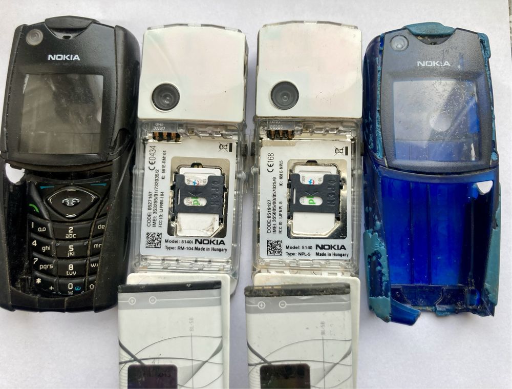 Dwie kultowe zabawki Nokia 5140 oraz 5140i