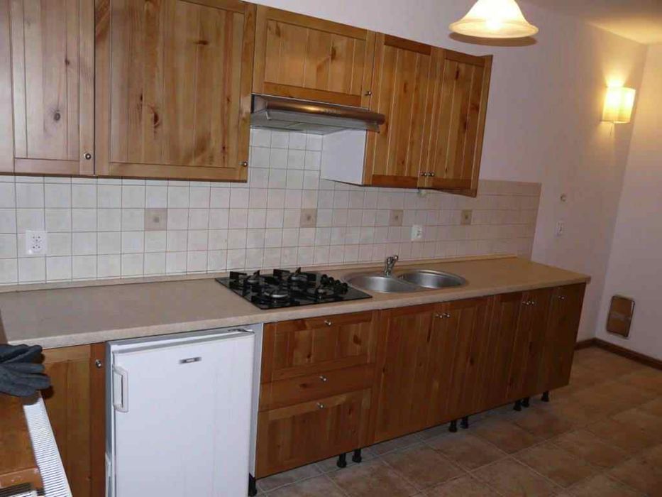 Meble kuchenne, zmywarka, kuchenka gazowa, okap, zlew