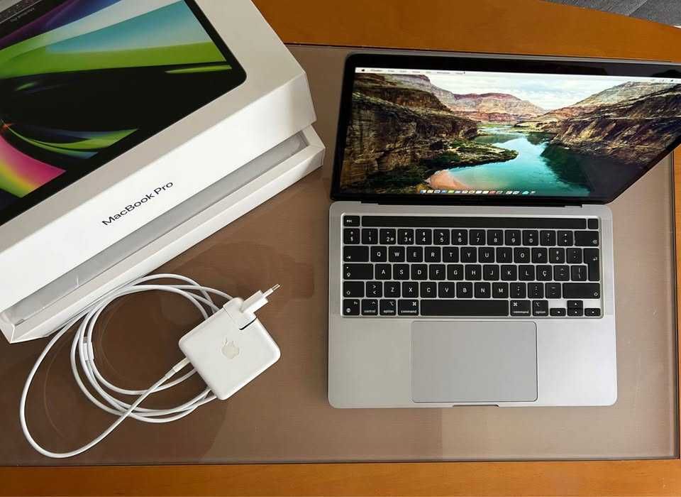 MacBook Pro 13” M2 (2022) – 8GB RAM / 512GB SSD – Excellent Condition!