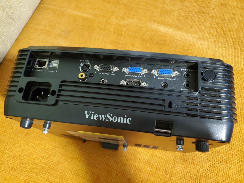 Проектор ViewSonic PJD6221 2700 люмен Увага