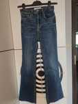 Fantastyczne spodnie jeansowe marki Stradivarius, rozmiar XS