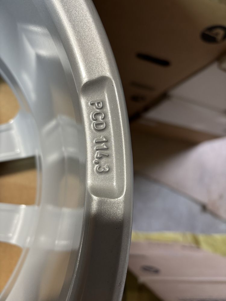 5x114.3 16 Hyundai i30 i40 ix35 Tuscon Kona Ionic