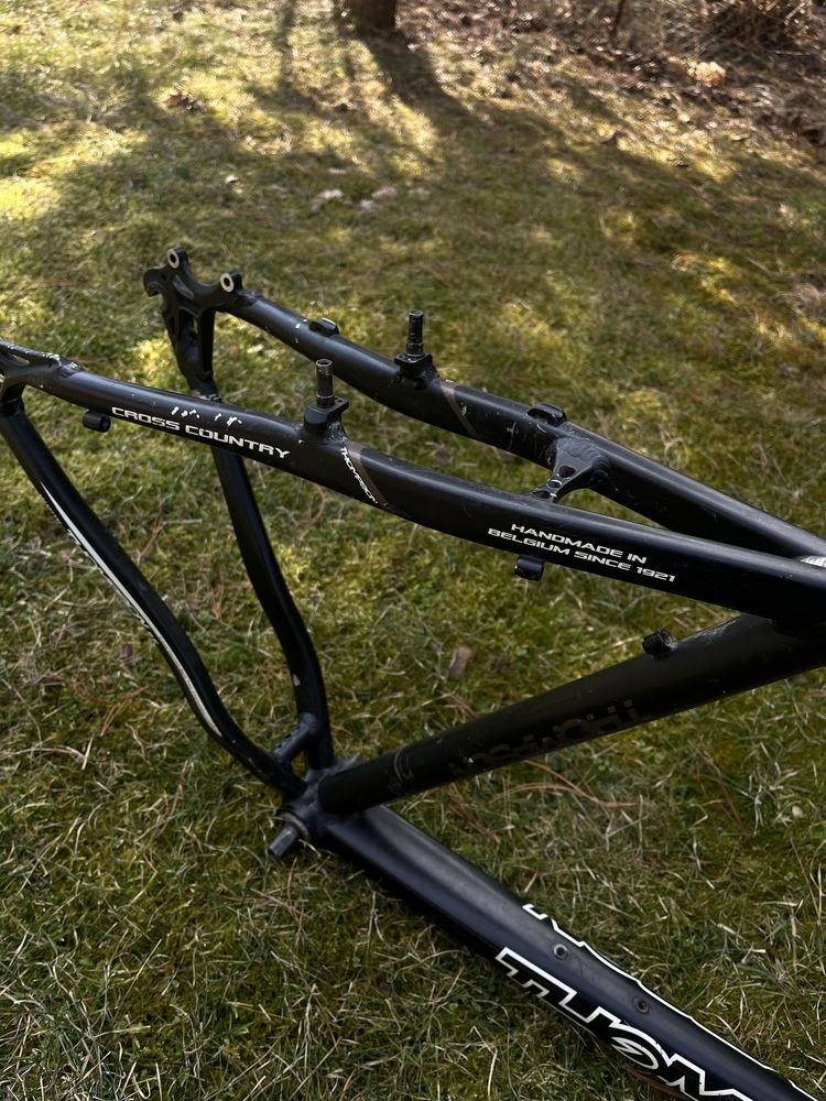 Велосипедна рама Thompson Sub 02. Cross country