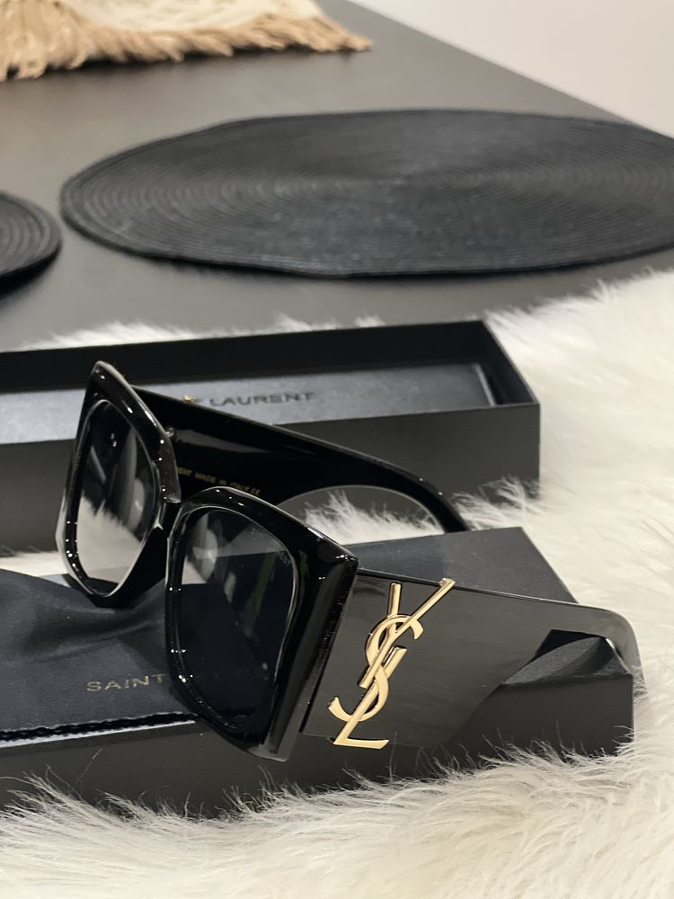 Okulary przeciwsłoneczne czarne Saint Laurent YSL