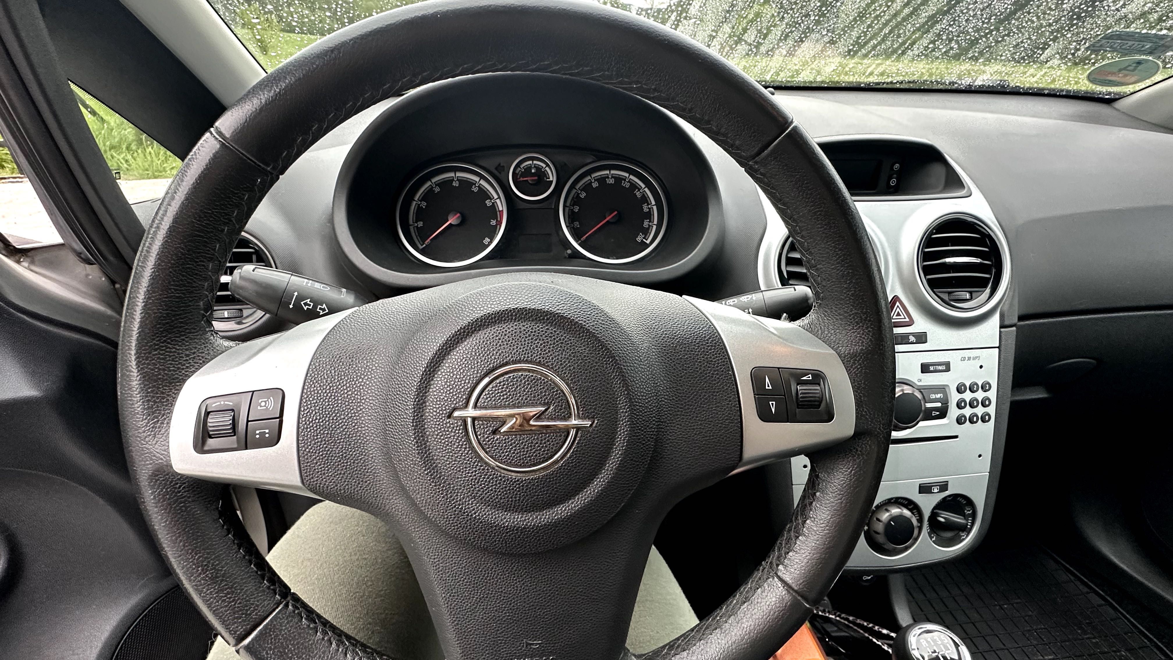 Opel Corsa D 100KM + drugie alufelgi