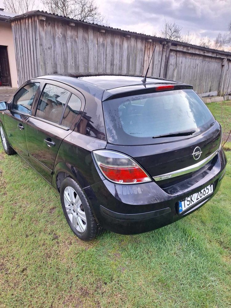 Opel Astra 1.8 Benzyna Prywatny