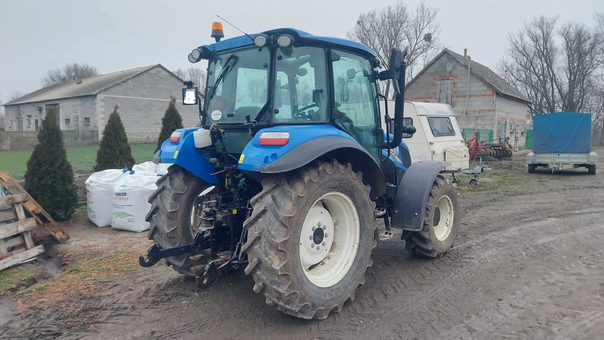 New Holland T4 75