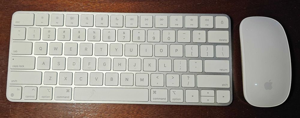 Apple Mac mini M2 gwarancja + Magic Keyboard + Magic Mouse