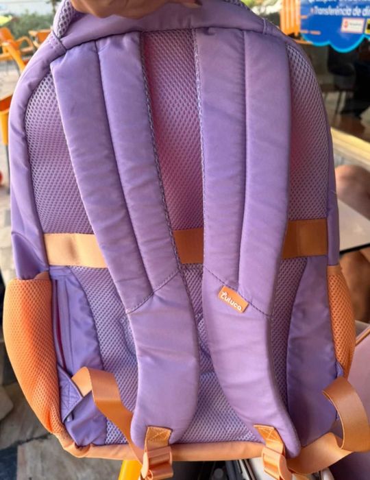 Mochila Luluca com  estojo  - tudo novo