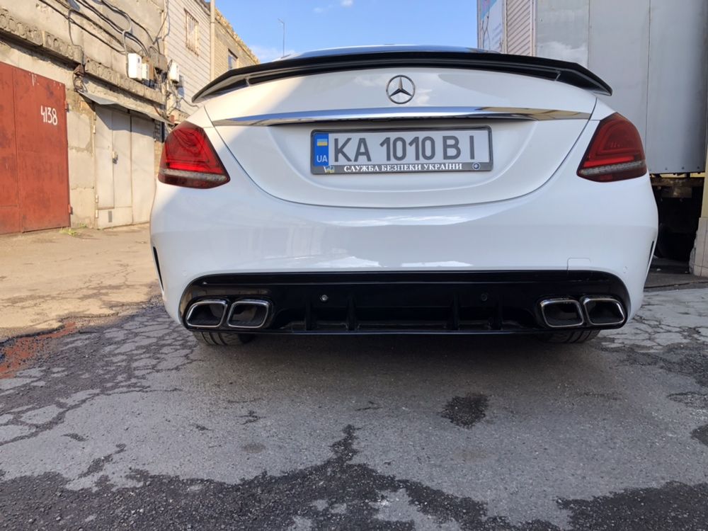 Диффузор насадки Mercedes Benz C63 amg W205 Бампер Накладка