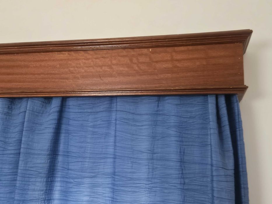 Sanefas com cortinas