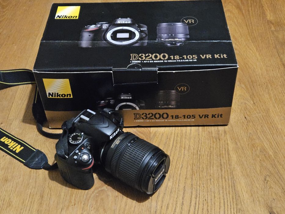 Aparat lustrzanka Nikon D3200 - stan jak nowy