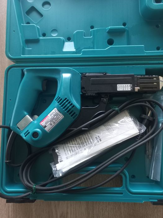 Wkrętarka taśmowa Makita 6834, Nowa powystawowa, Wkretarka do regipsu