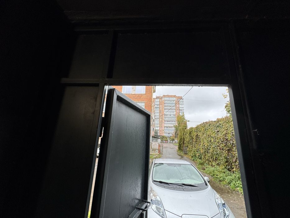 Довгострокова оренда гаражу