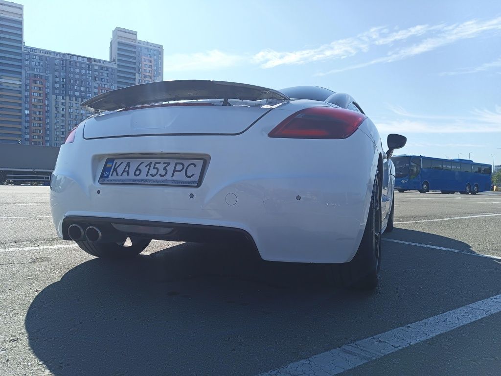 Продам Пежо RCZ в гарному стані