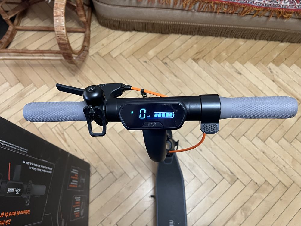 Електросамокат Segway Ninebot E2 Plus E Black