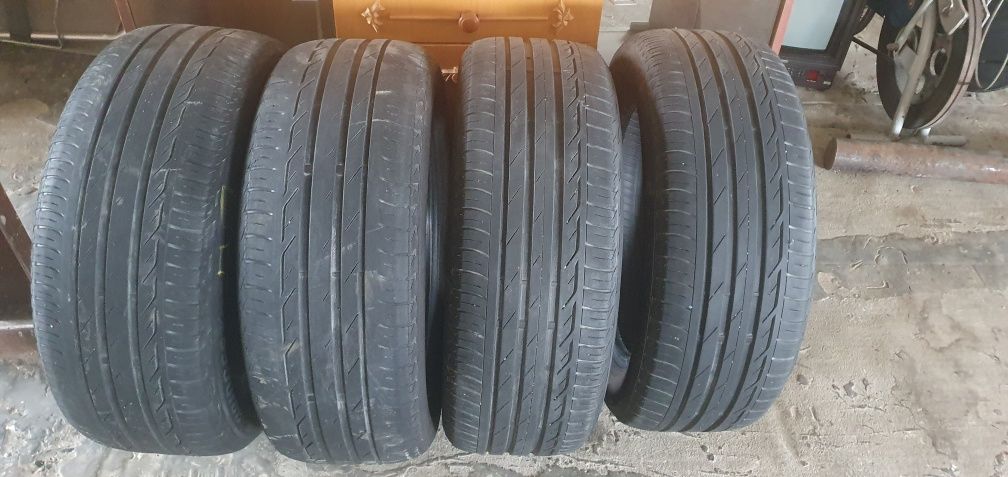 Шини Bridgestone Turanza T001, 205/55 R16 літо