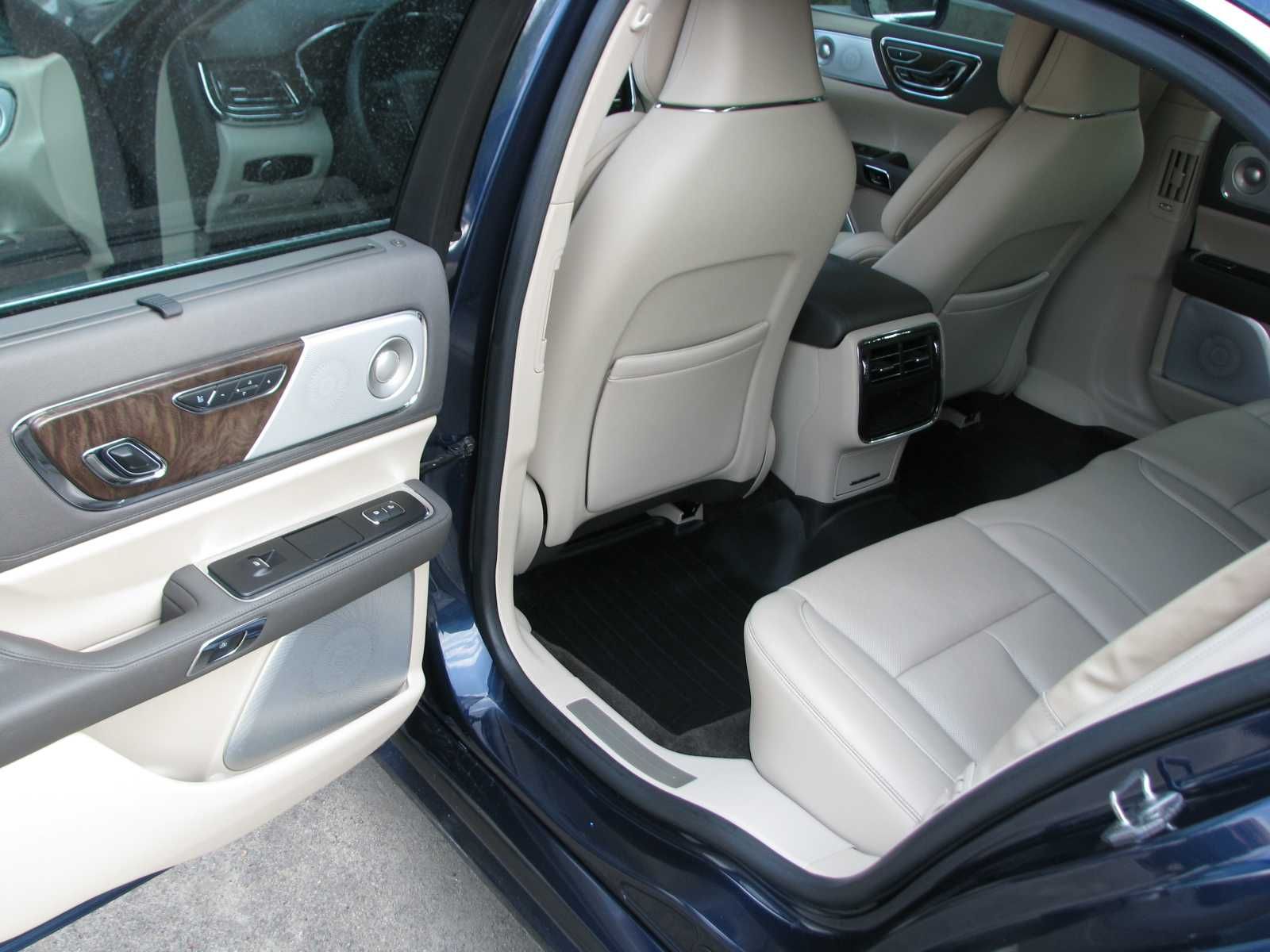 Lincoln continental