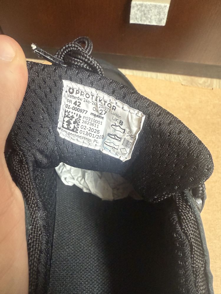 PROTEKTOR Buty letnie skrzórzane NOWE 42/43