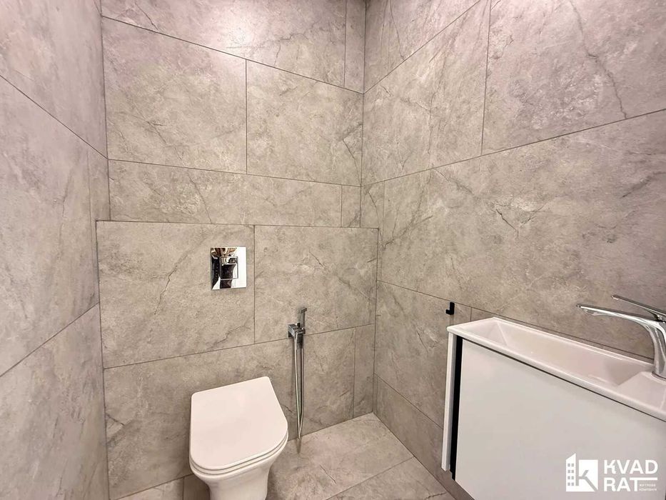 Продаж таунхауса з ремонтом у с. Крихівці