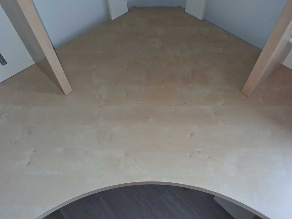 Biurko narożne z nadstawka